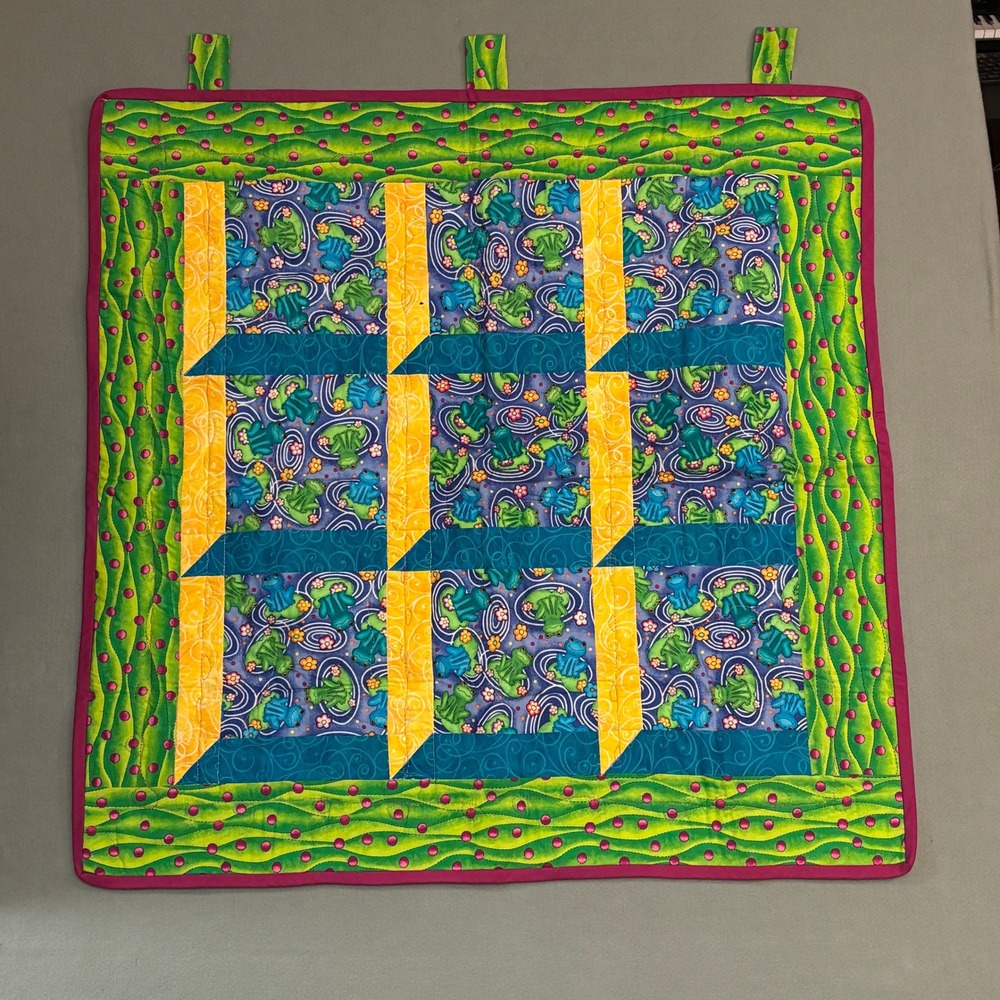 Handmade Frog Quilt Wall Hanging Grandma Shirley‎ 2006 Colorful Nursery Decor